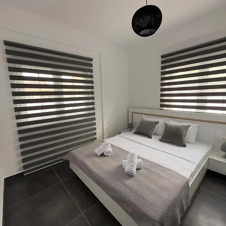 Appartement Mesangala Sunrise à Néa Meságkala Extérieur photo